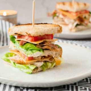 Chicken Sandwich Recipes for Your Next Picnic | Picnic Lifestyle